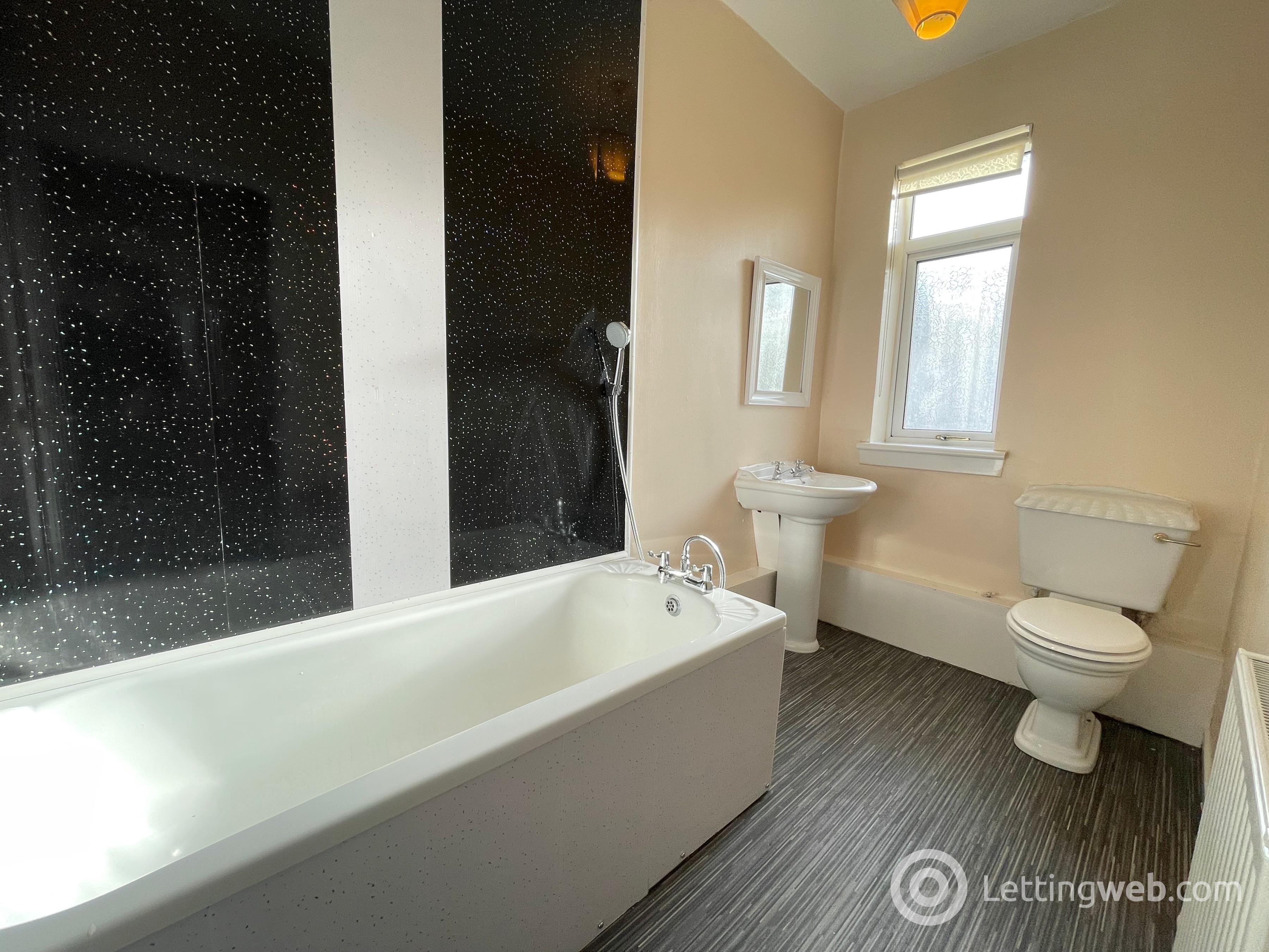 Property to rent in Shawburn Street, Hamilton, ML3 9DU