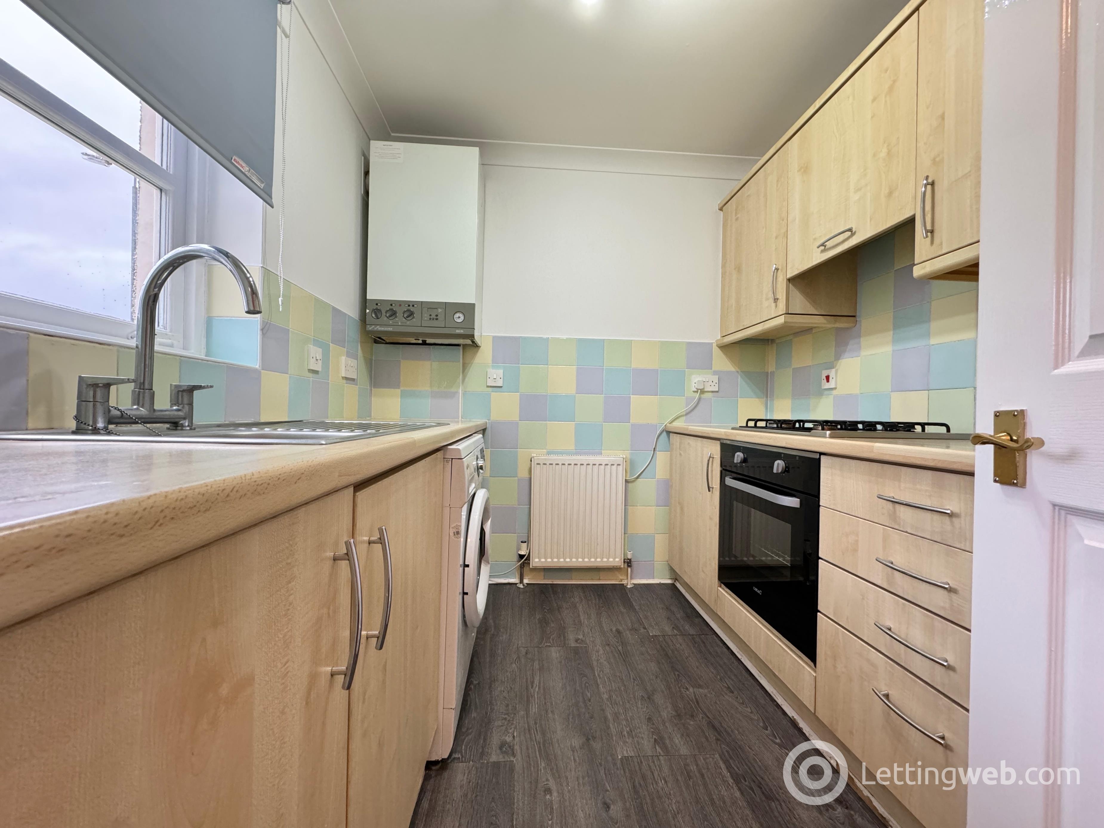 Property to rent in Meadow Rise, Newton Mearns, Glasgow, G77 6SE