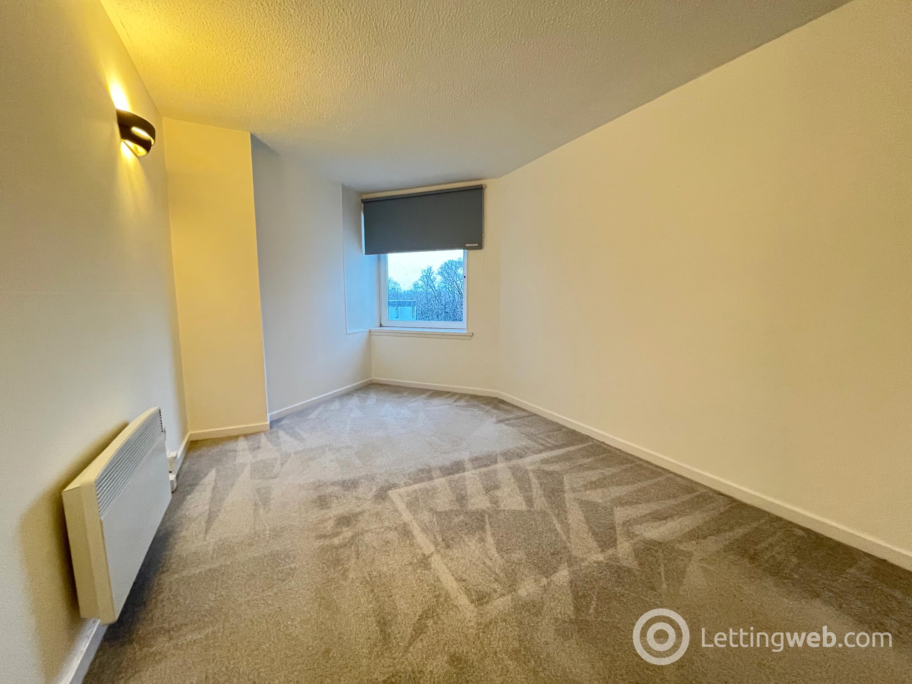 Property to rent in Bothwell House, The Furlongs, Hamilton