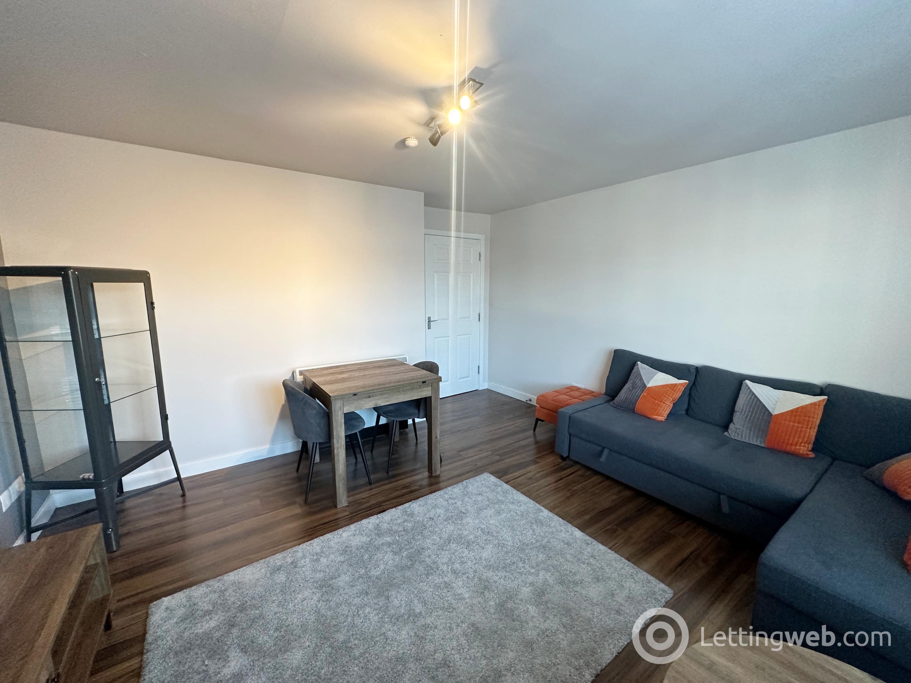 Property to rent in West Wellhall Wynd, Hamilton, ML3 9GA