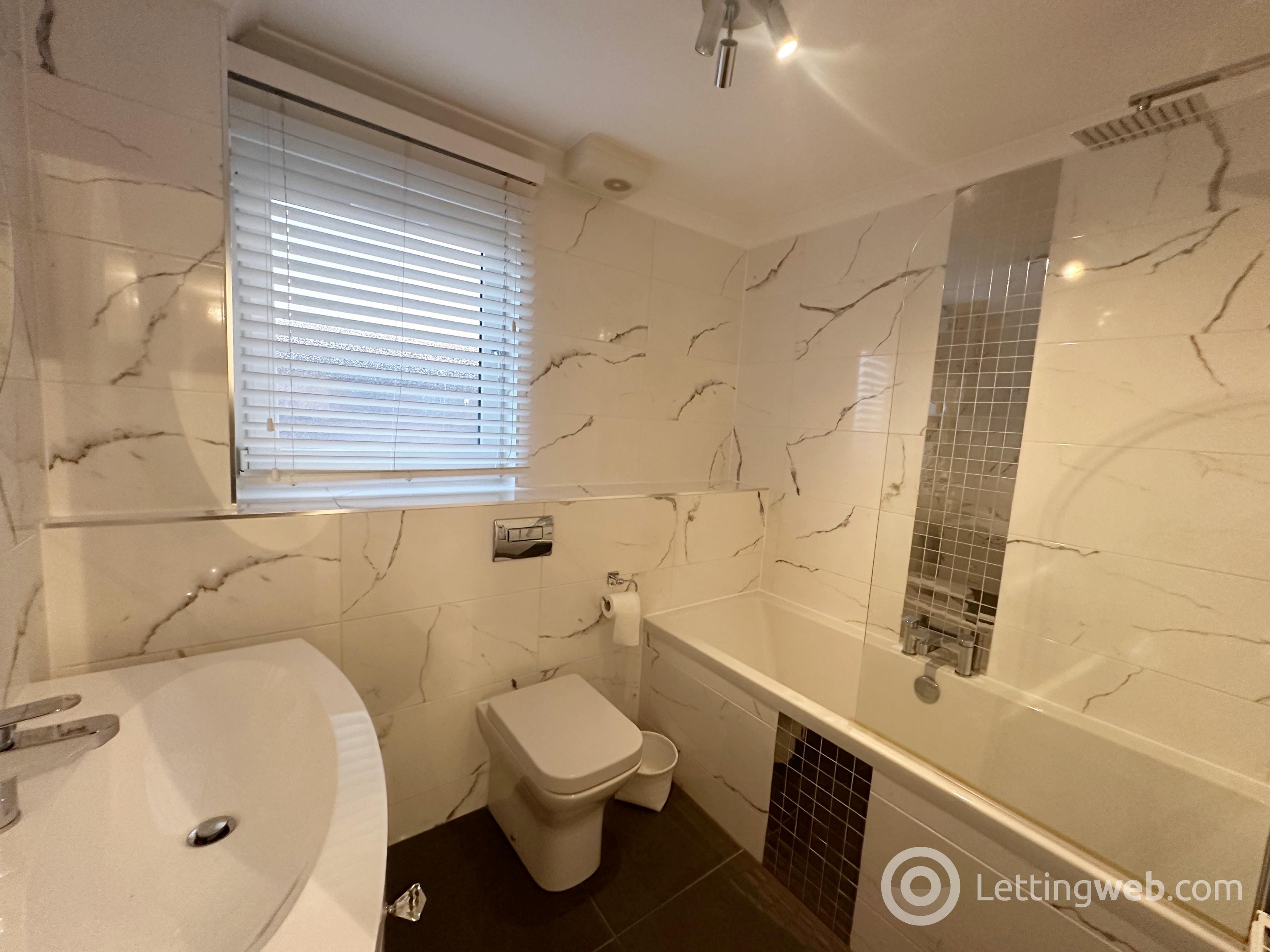 Property to rent in 38 Portland Place, Hamilton, ML3 7JU