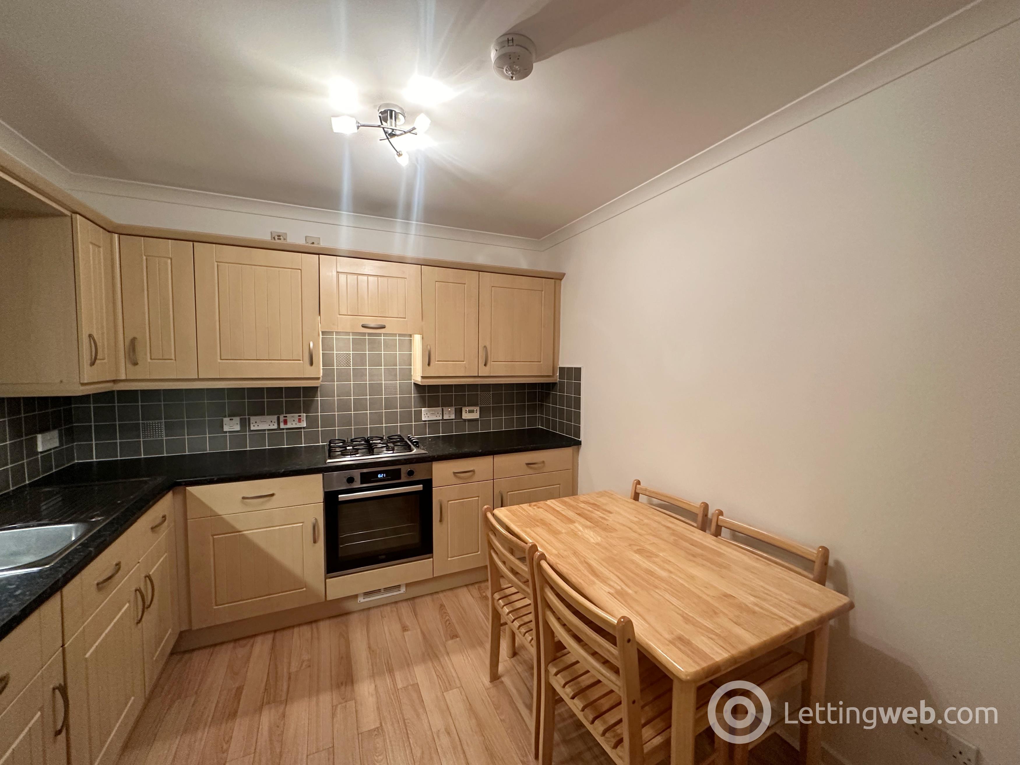 Property to rent in Windmill Court, Hamilton