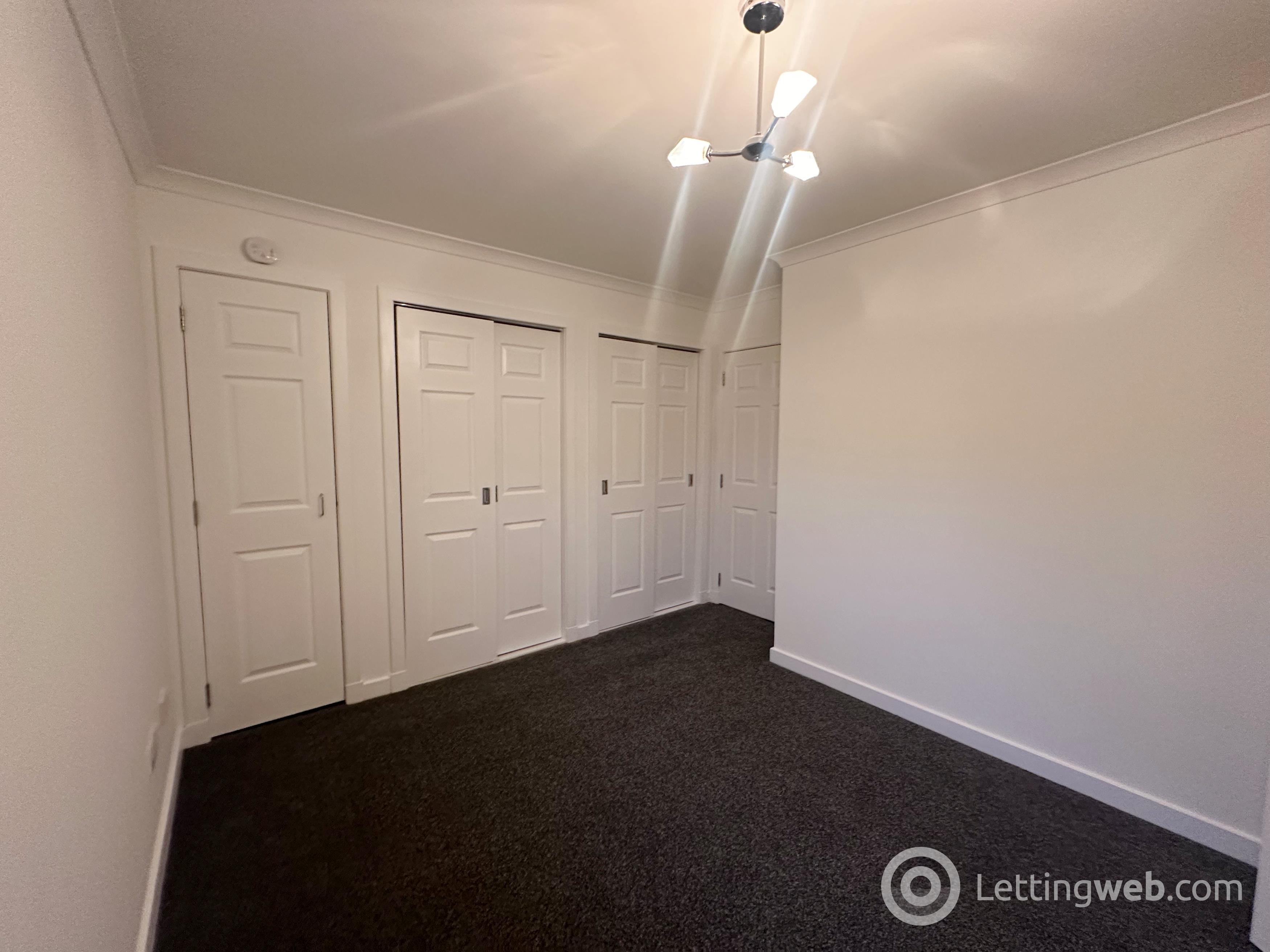 Property to rent in Windmill Court, Hamilton