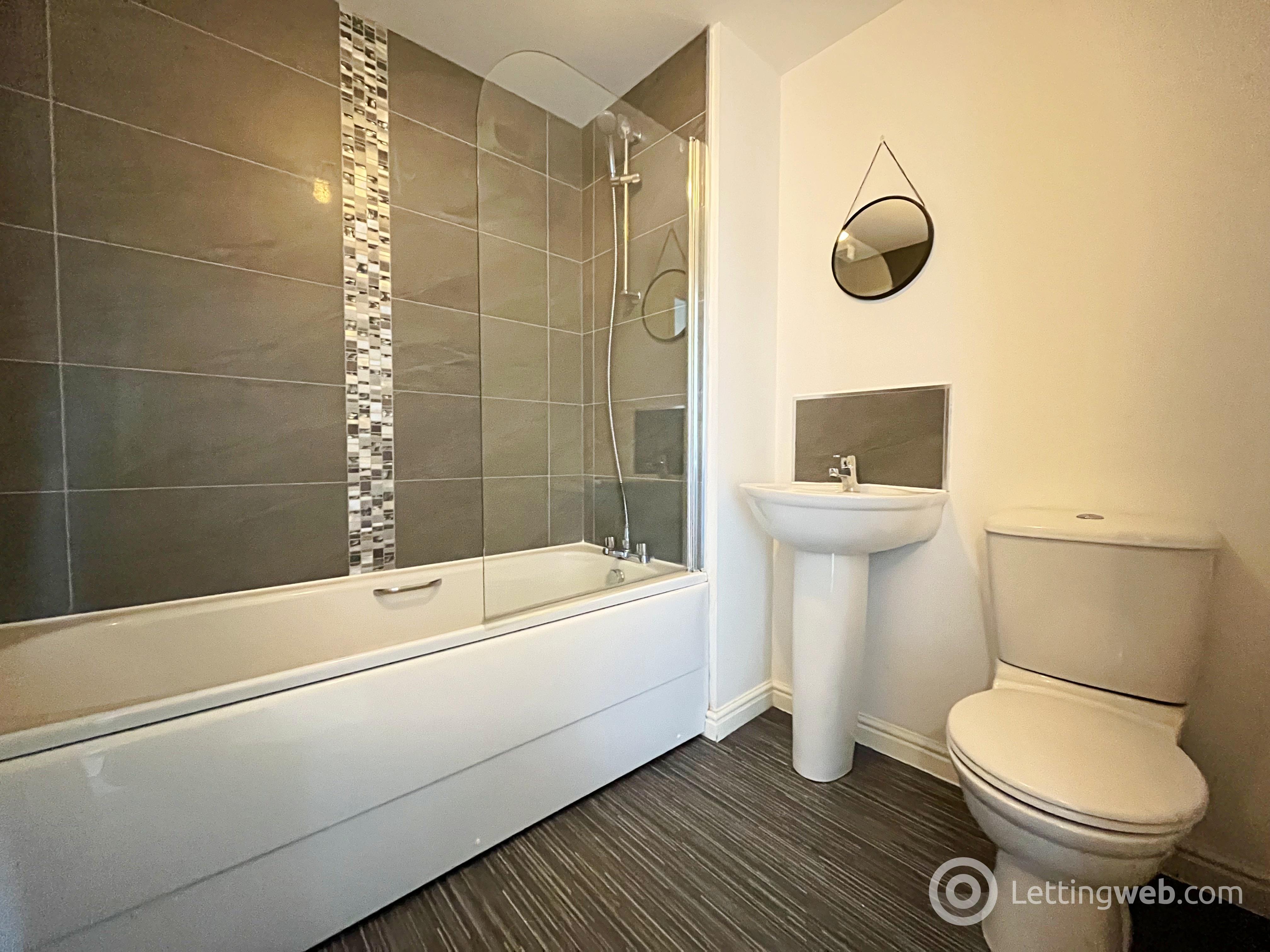 Property to rent in Valleyfield Crescent, Ferniegair, Hamilton