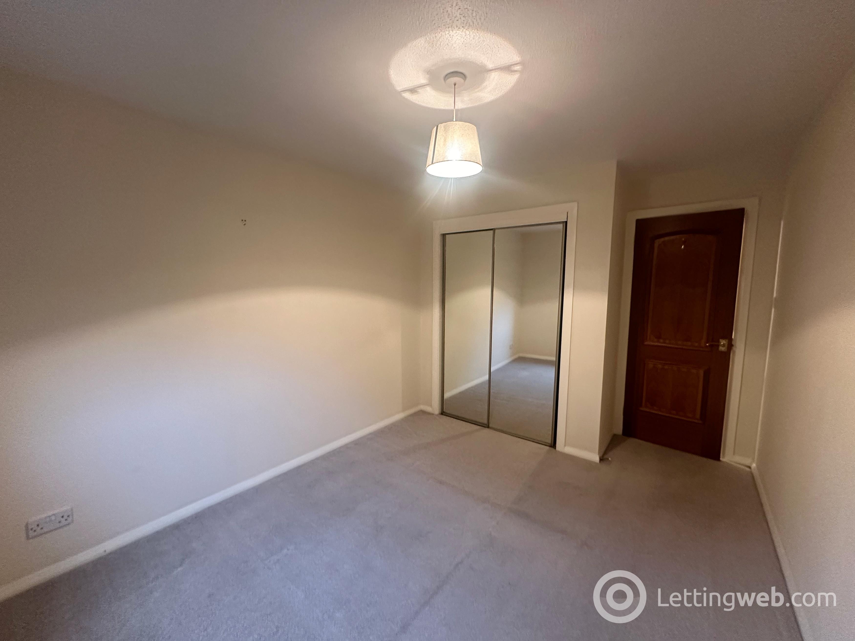 Property to rent in Townhead Court, Strathaven, ML10 6AU