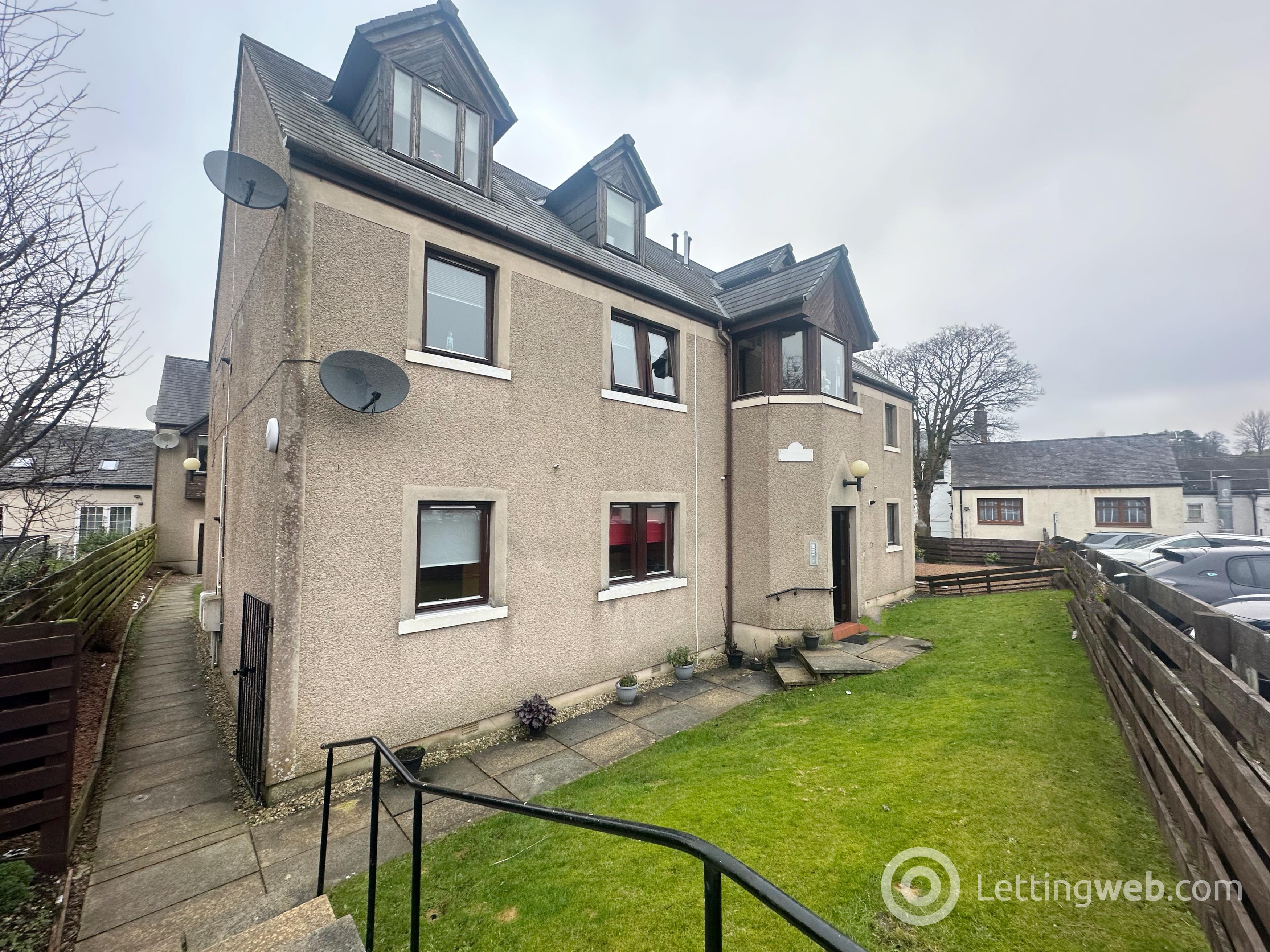Property to rent in Townhead Court, Strathaven, ML10 6AU