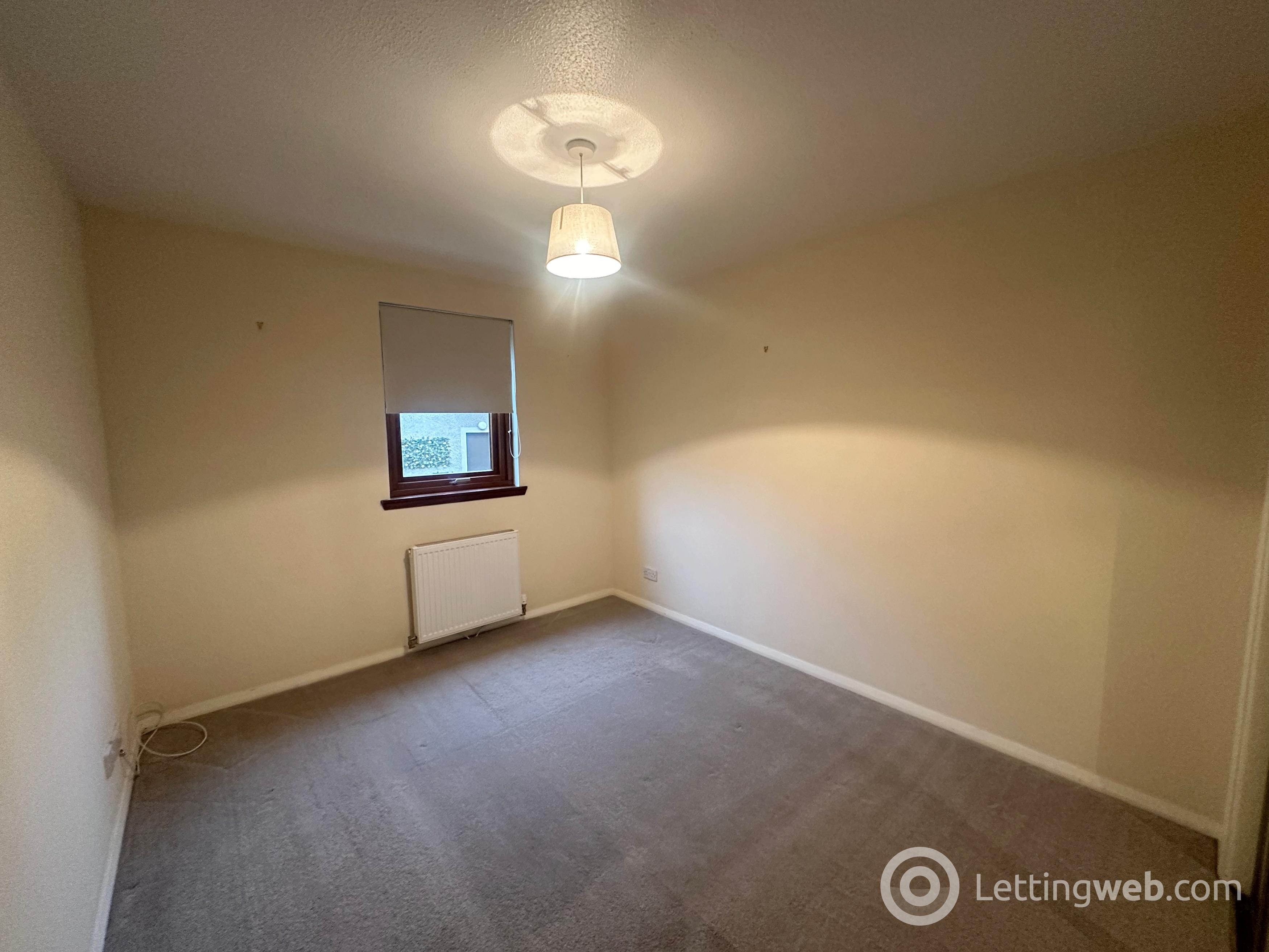 Property to rent in Townhead Court, Strathaven, ML10 6AU