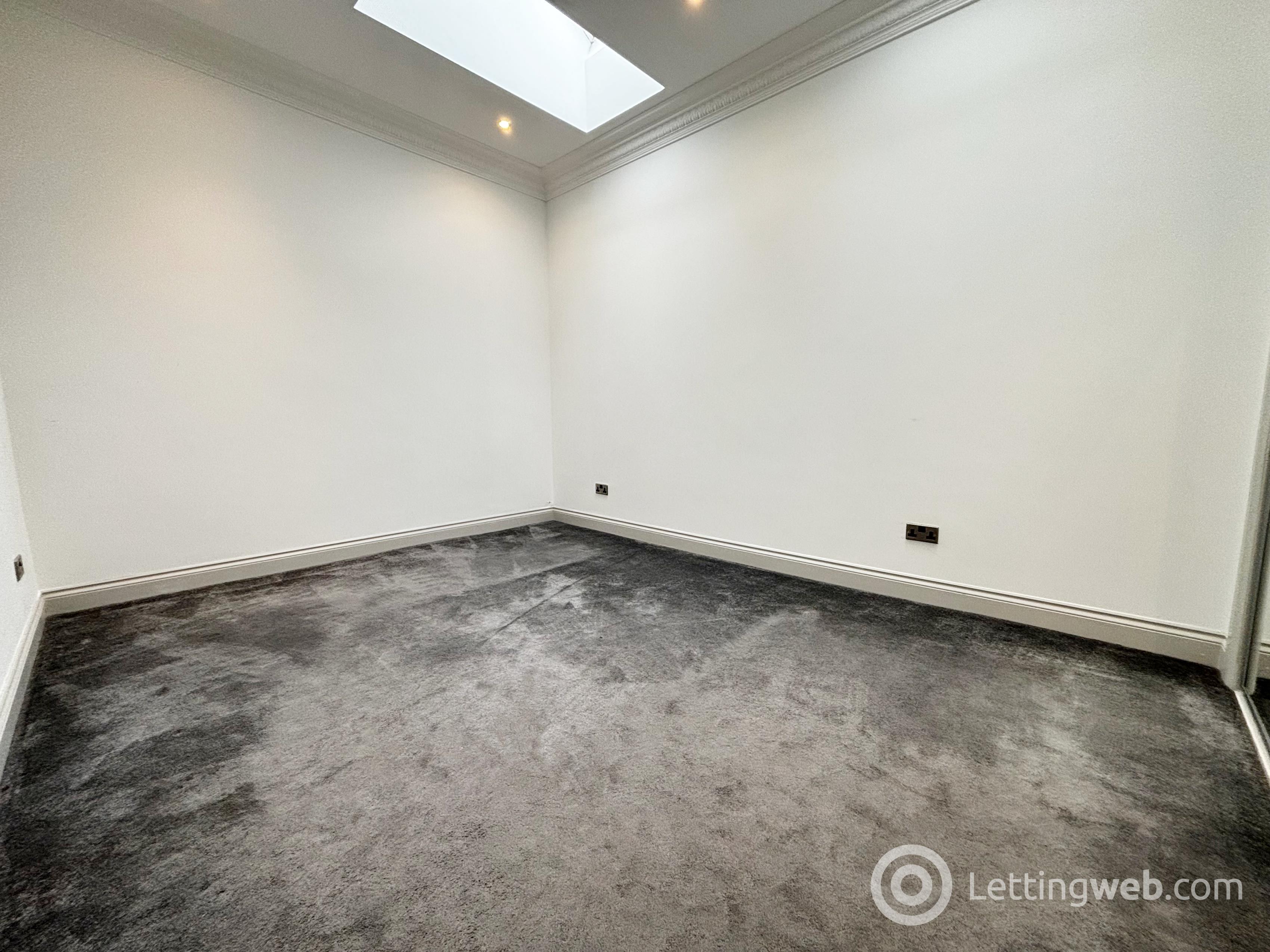 Property to rent in Regent Way, Hamilton, ML3 7DZ