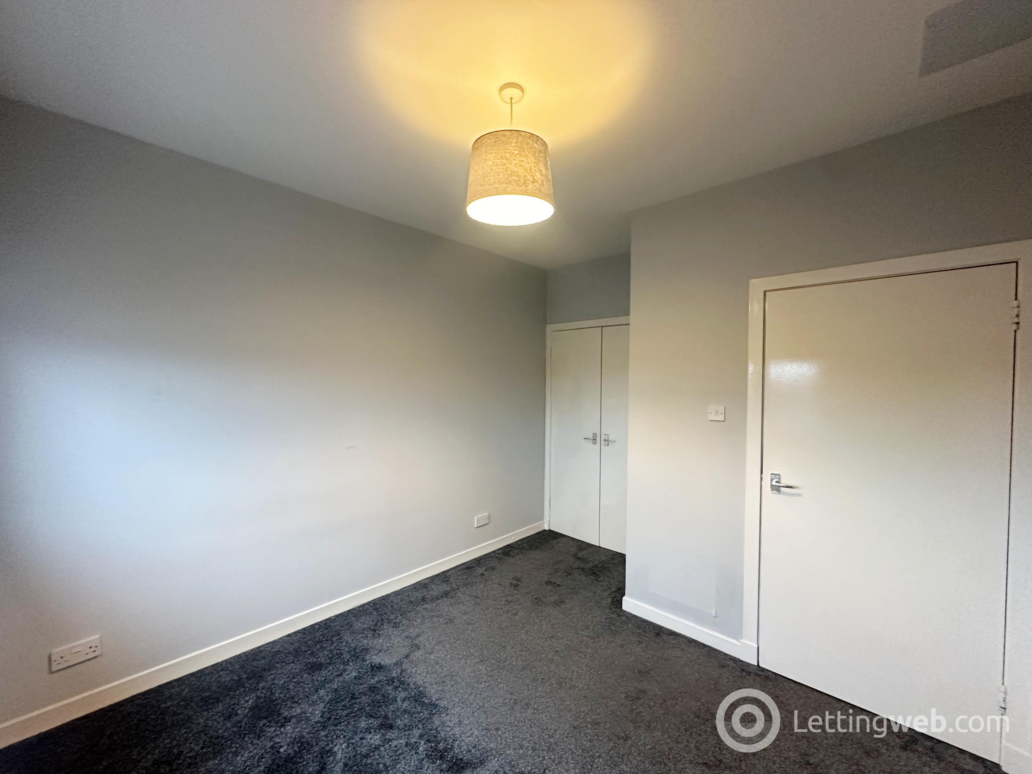 Property to rent in Young Street, Wishaw, ML2 8HJ