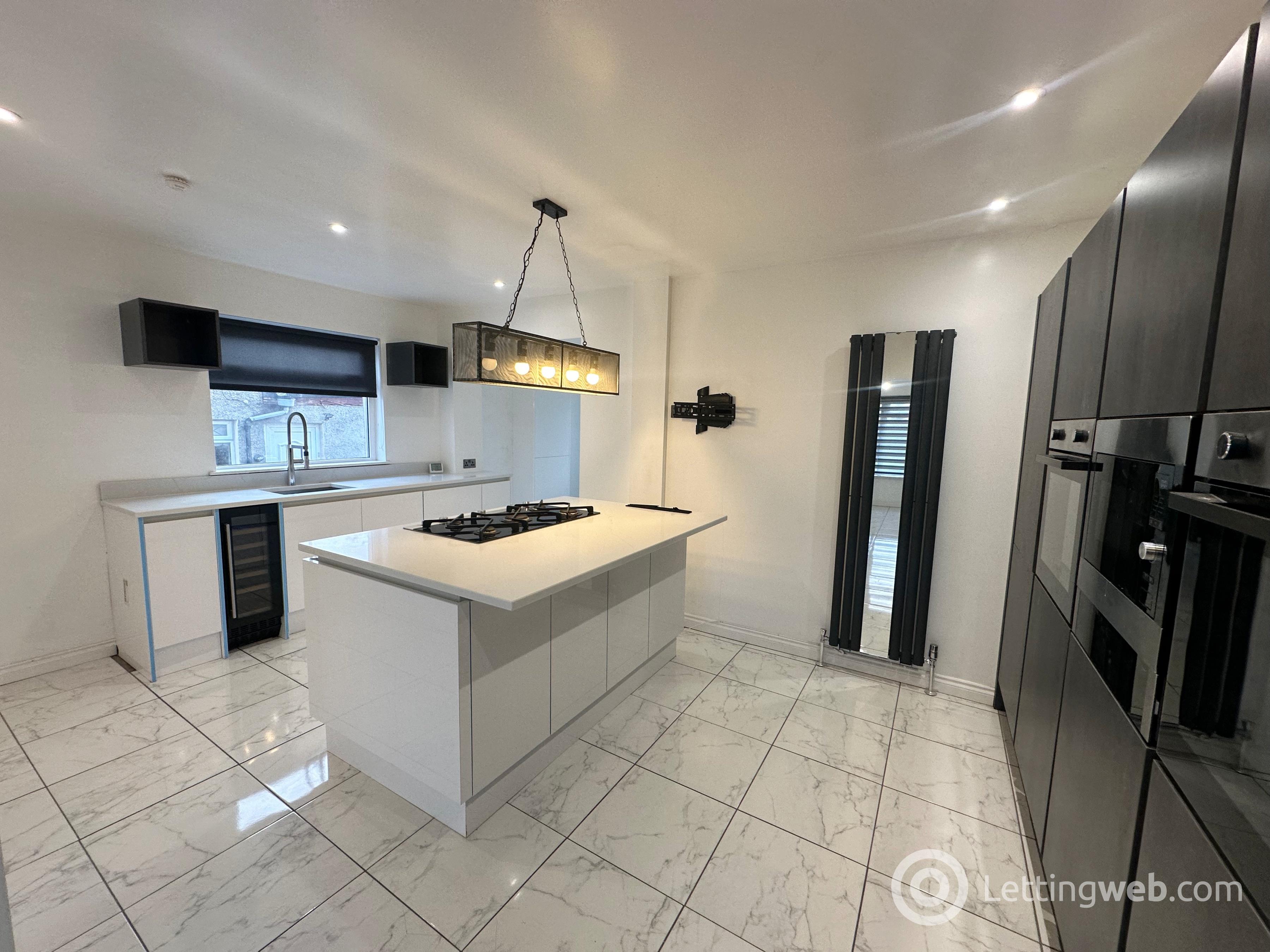 Property to rent in Wellhall Road, Hamilton, ML3 9XN