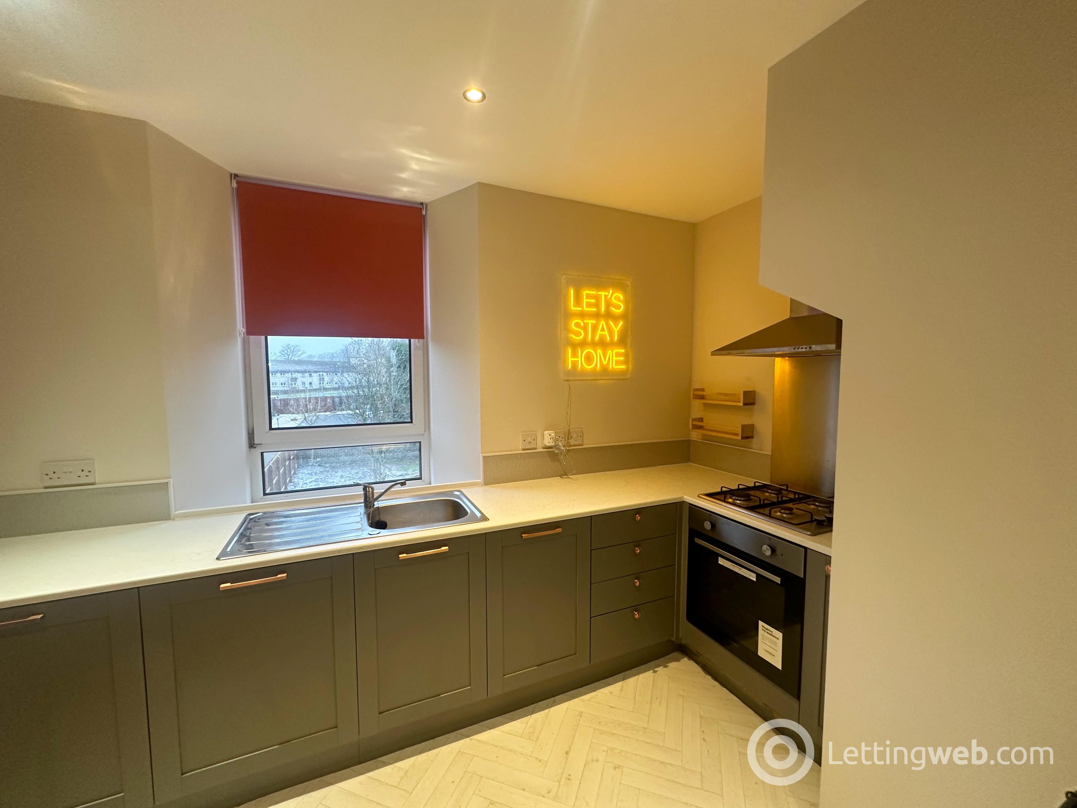 Property to rent in Commercial Road, Strathaven, ML10 6LX