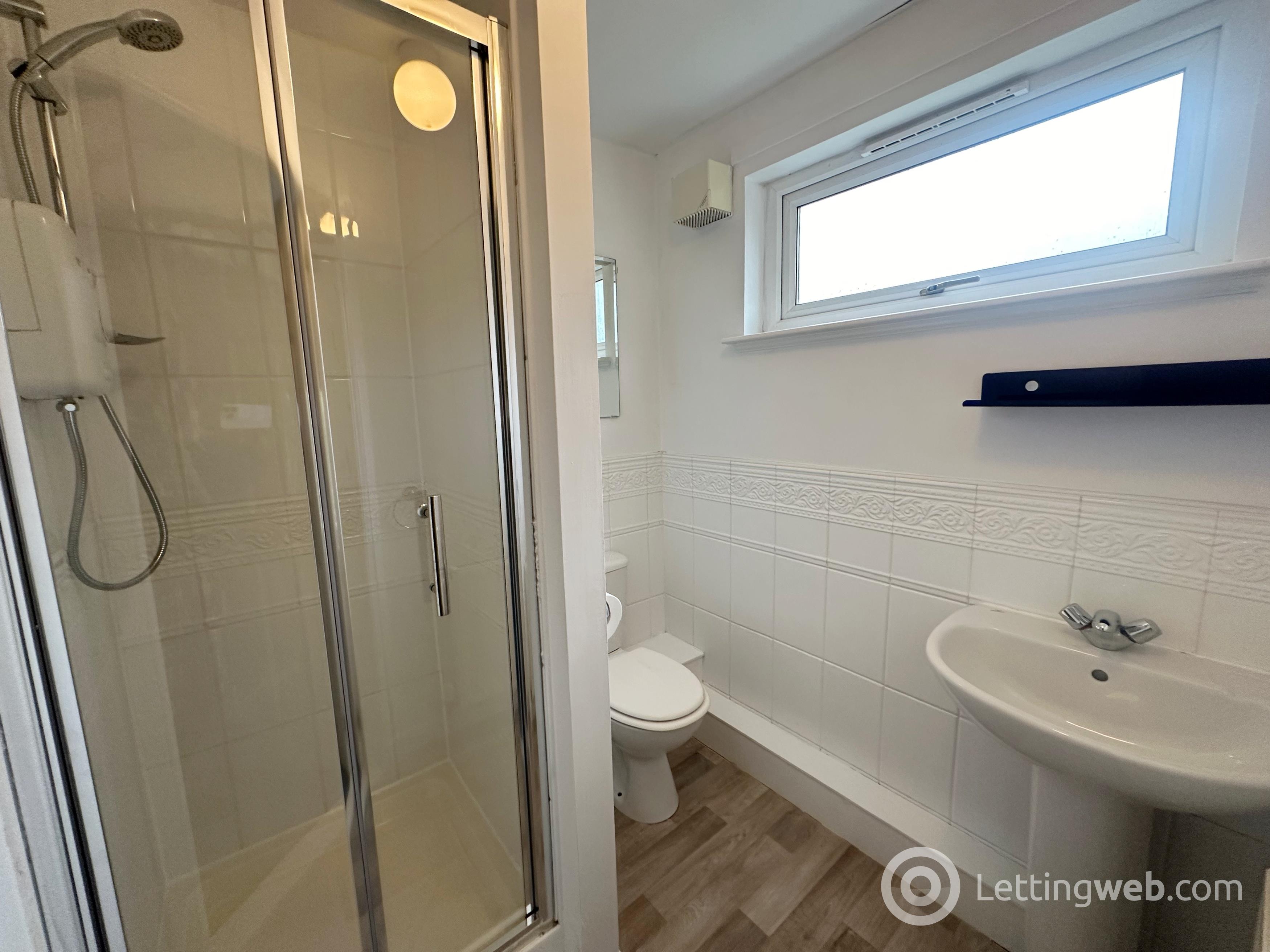 Property to rent in Woodburn Park, Hamilton, ML3 6AL