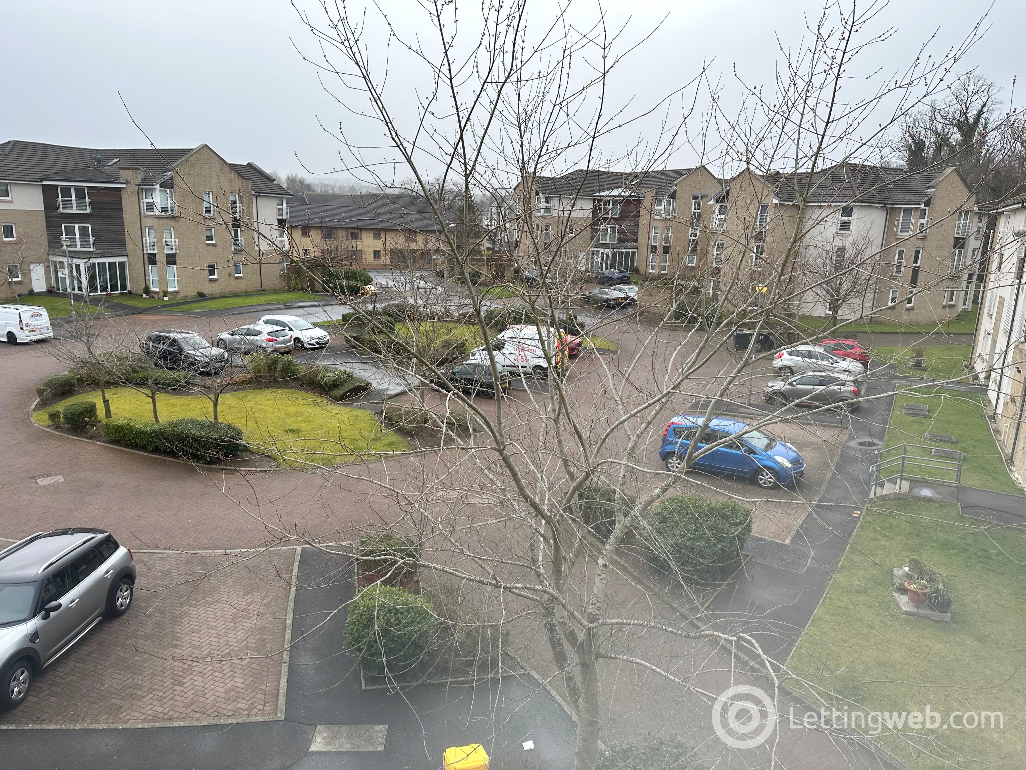 Property to rent in Woodburn Park, Hamilton, ML3 6AL