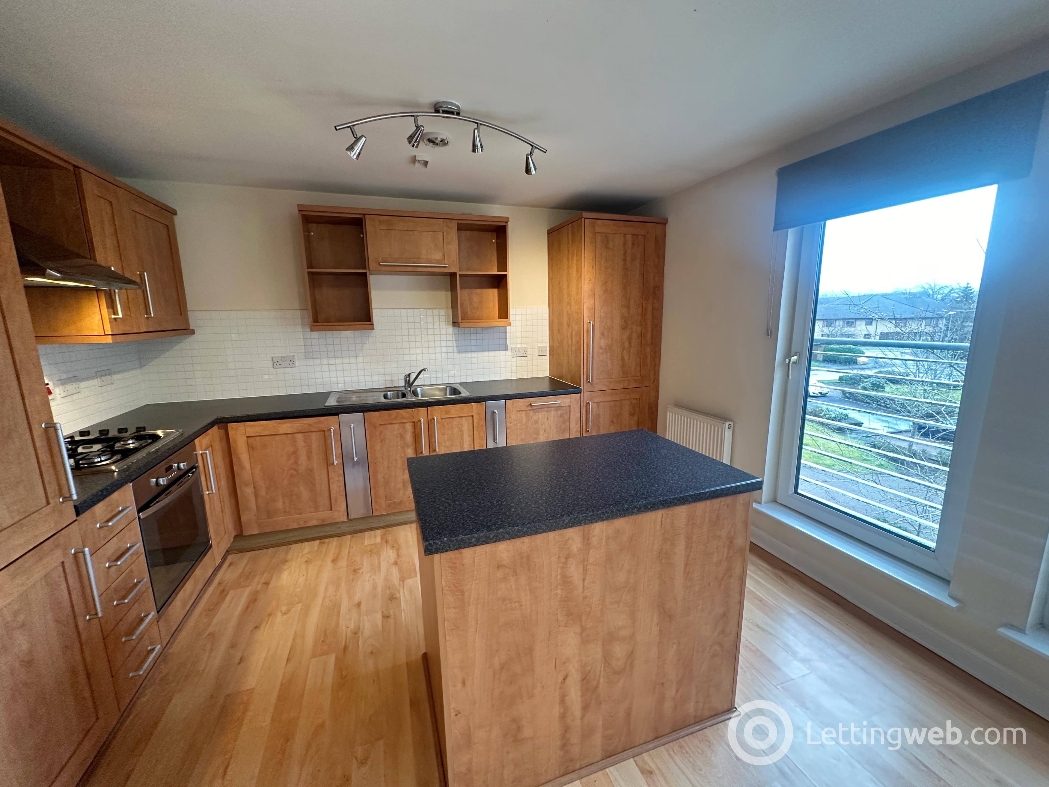 Property to rent in Woodburn Park, Hamilton, ML3 6AL