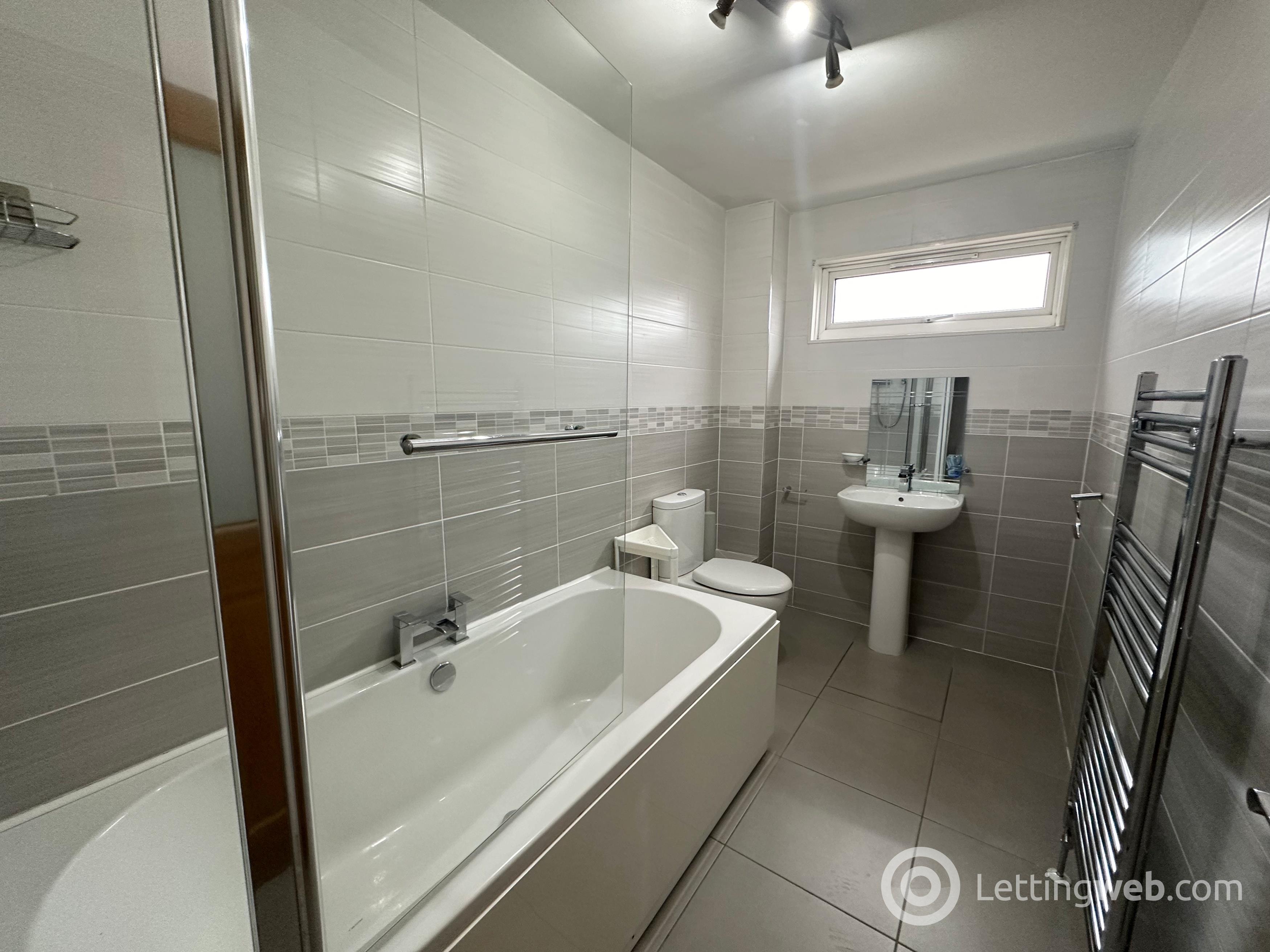 Property to rent in Langside Court, Bothwell, Glasgow, G71 8NS