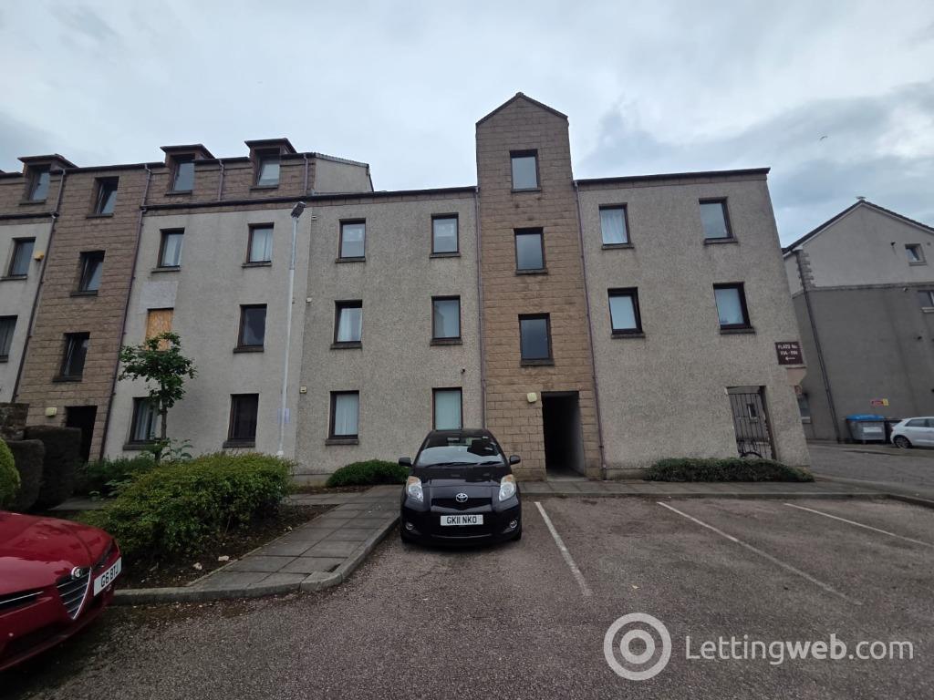 Property to rent in Back Hilton Road, Hilton, Aberdeen, AB25 3SS