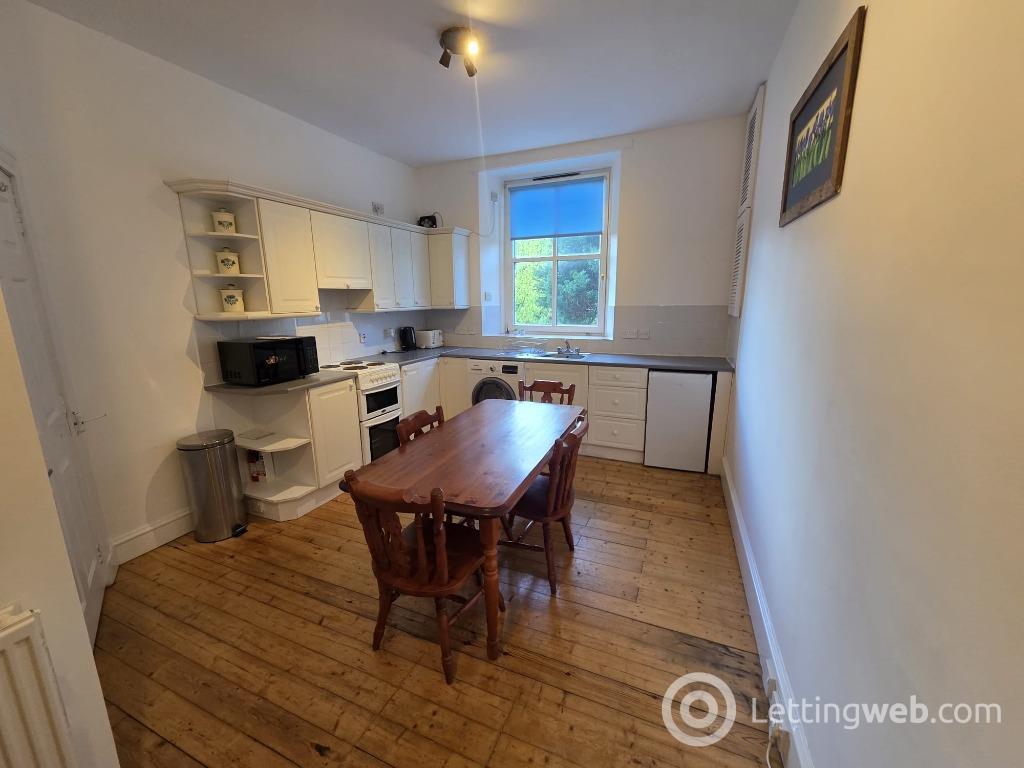 Property to rent in Forest Avenue, West End, Aberdeen, AB15 4TL