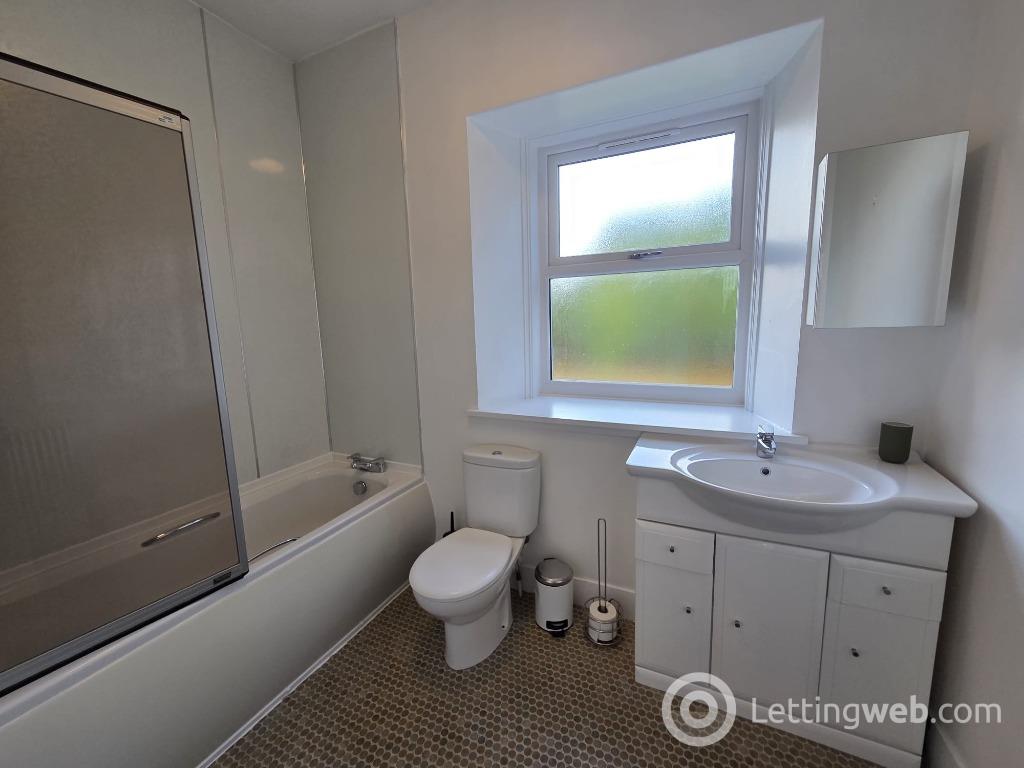 Property to rent in Forest Avenue, West End, Aberdeen, AB15 4TL