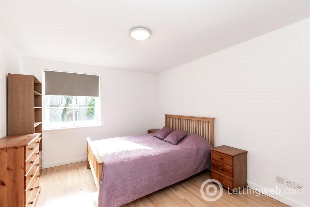 Property to rent in Fonthill Avenue, City Centre, Aberdeen, AB11 6TG