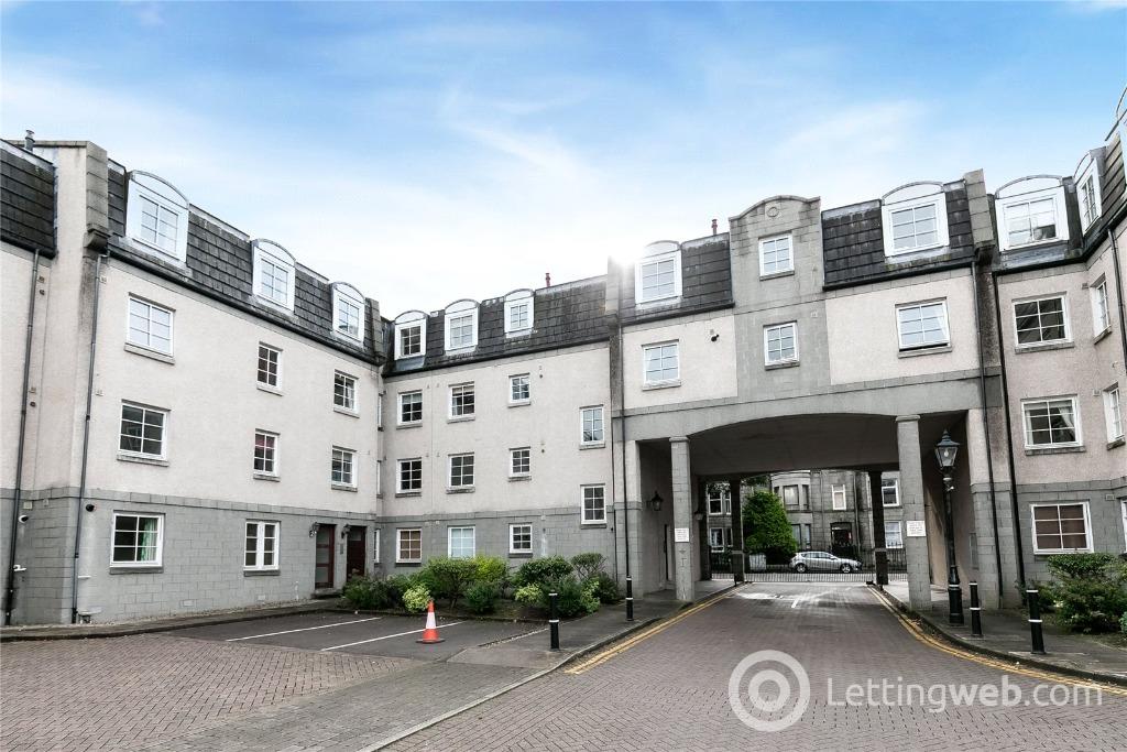 Property to rent in Fonthill Avenue, City Centre, Aberdeen, AB11 6TG
