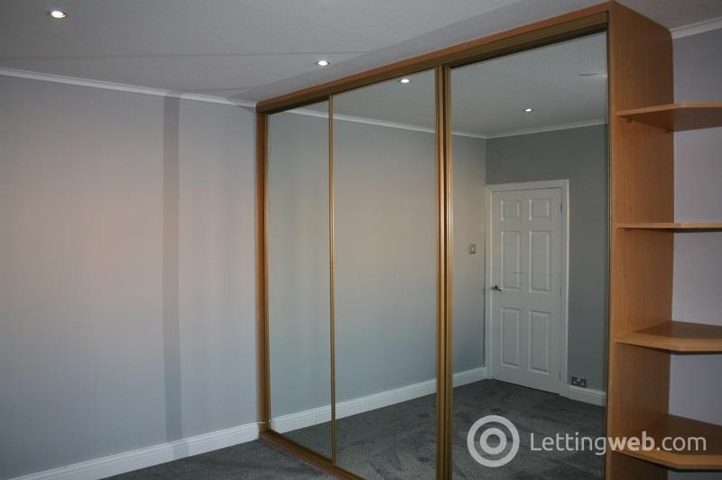 Property to rent in Strathmore Street, Dundee