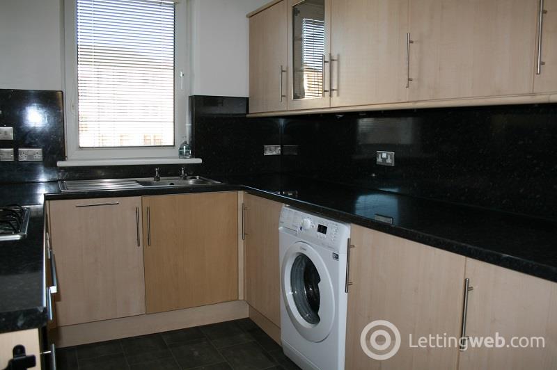 Property to rent in Strathmore Street, Dundee
