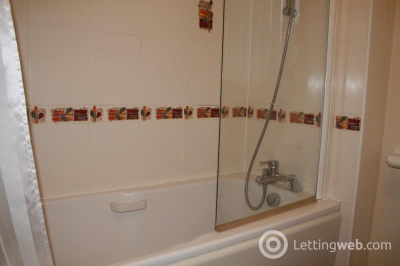 Property to rent in Avon Place, Broughty Ferry