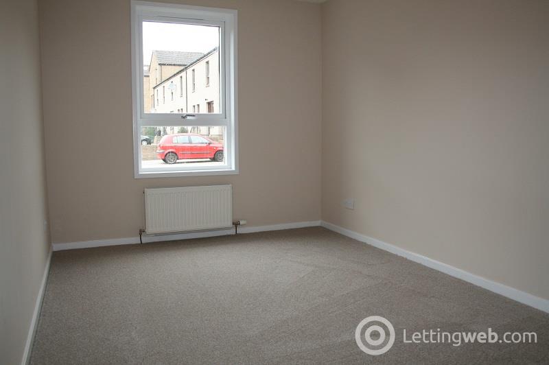 Property to rent in Callender Gardens, Dundee