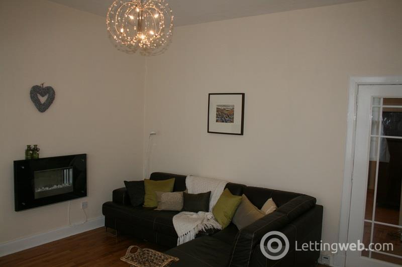 Property to rent in Clepington Road
