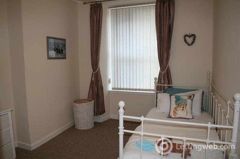 Property to rent in Clepington Road