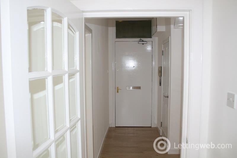 Property to rent in CLEPINGTON ROAD