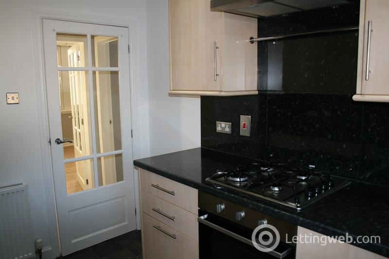 Property to rent in Strathmore Street Dundee