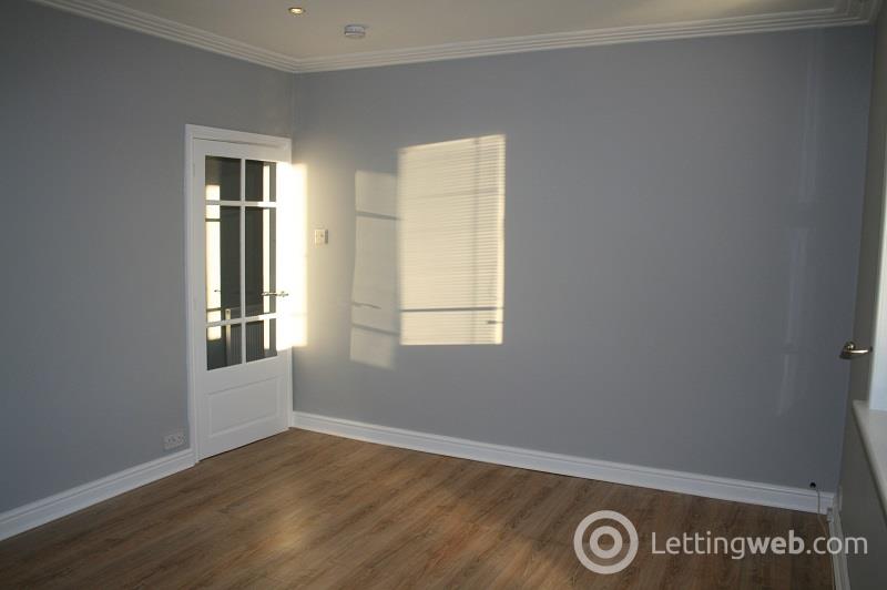 Property to rent in Strathmore Street Dundee