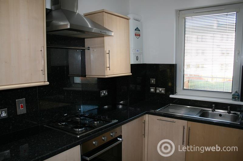 Property to rent in Strathmore Street Dundee