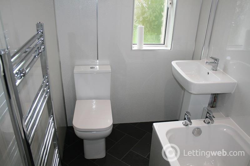 Property to rent in Barnes Avenue Dundee