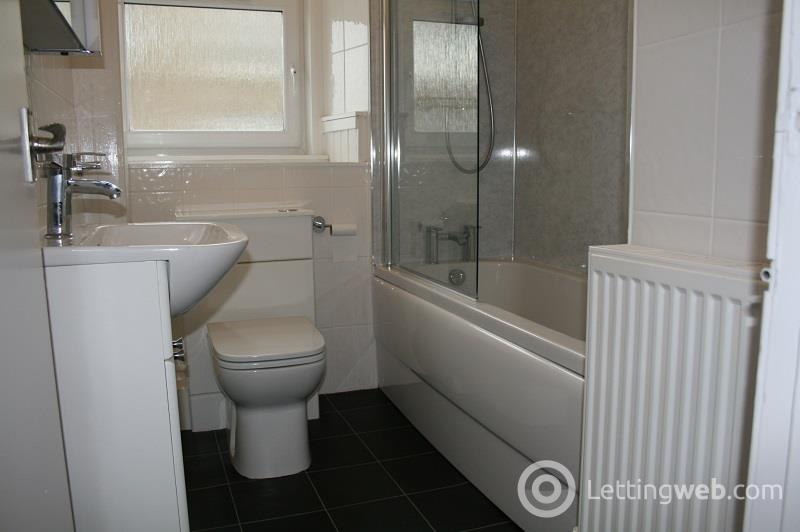 Property to rent in Clepington Road, Dundee