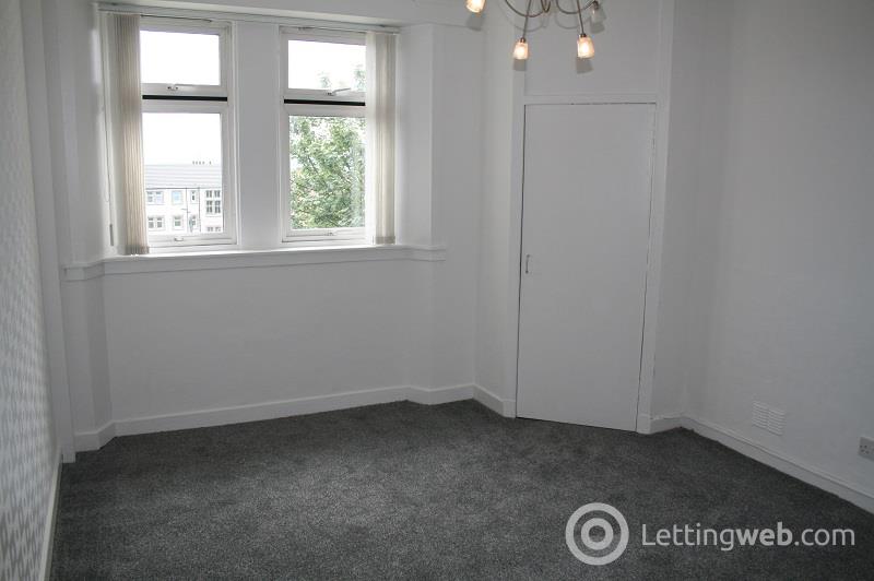 Property to rent in Clepington Road Dundee