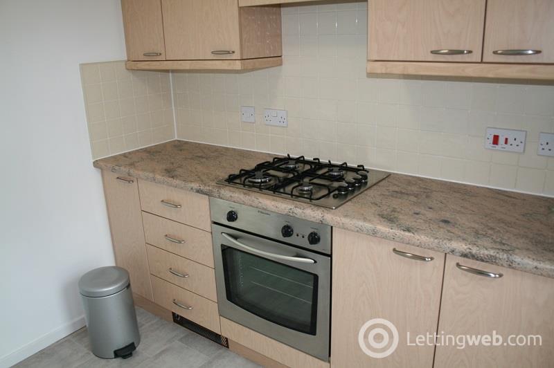 Property to rent in Knightswood Court