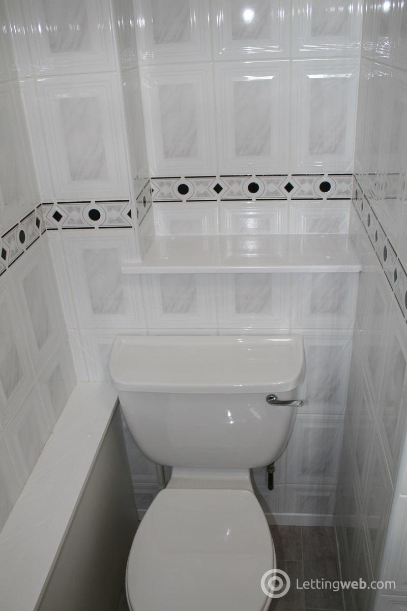 Property to rent in Knightswood Court