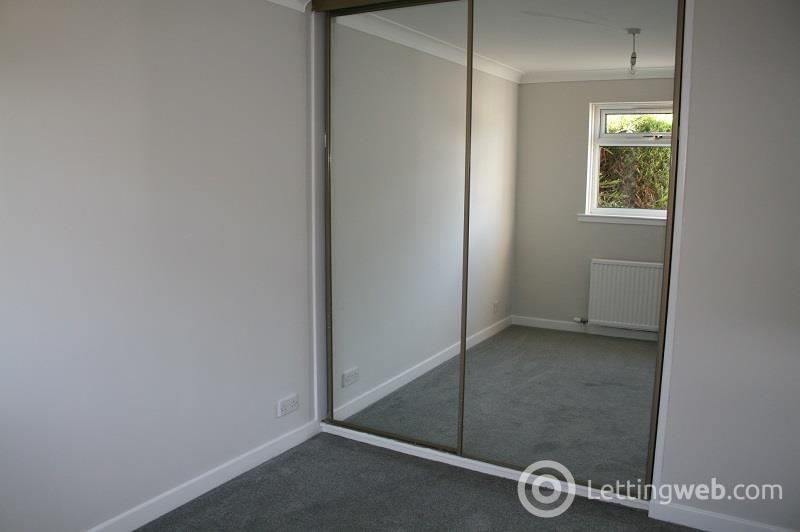 Property to rent in INCHCAPE PLACE