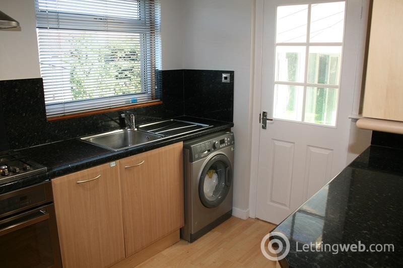 Property to rent in INCHCAPE PLACE