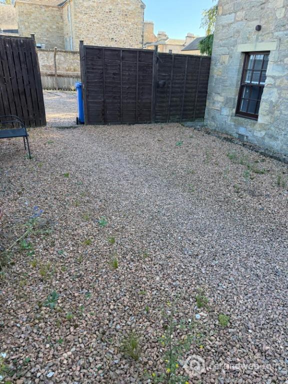 Property to rent in Preston Lodge, Bonnygate, Cupar, Fife, KY15 4LG