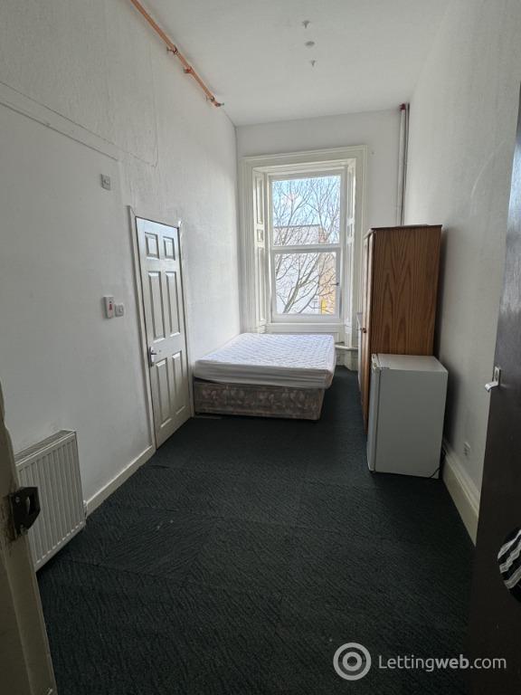 Property to rent in High Street, Leven, Fife, KY8 4NA