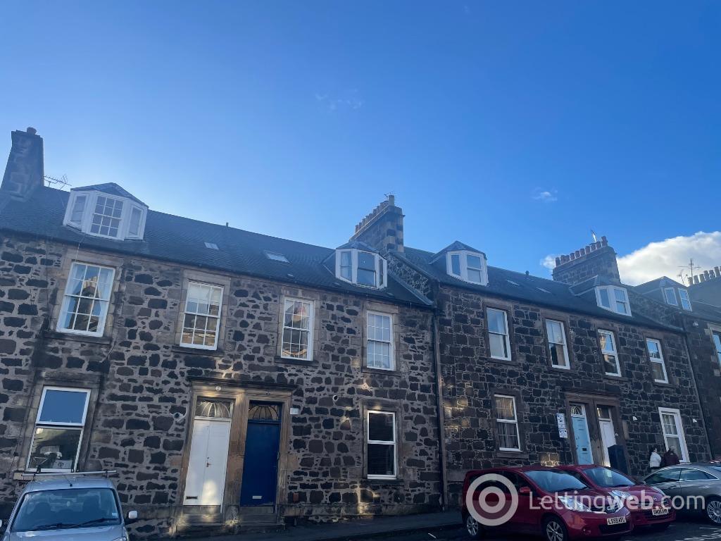 Property to rent in Queen Street, Stirling Town, Stirling, FK8 1HL