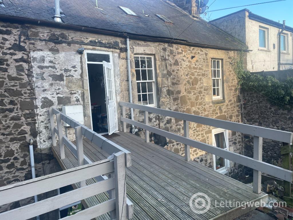 Property to rent in Queen Street, Stirling Town, Stirling, FK8 1HL
