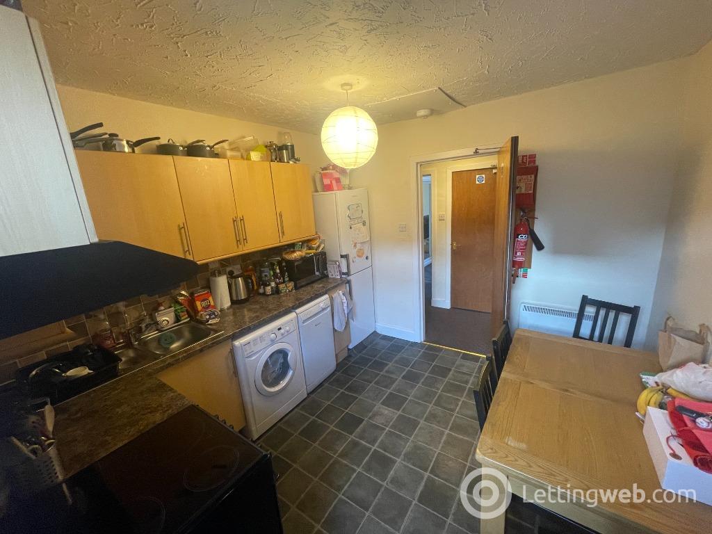 Property to rent in Queen Street, Stirling Town, Stirling, FK8 1HL