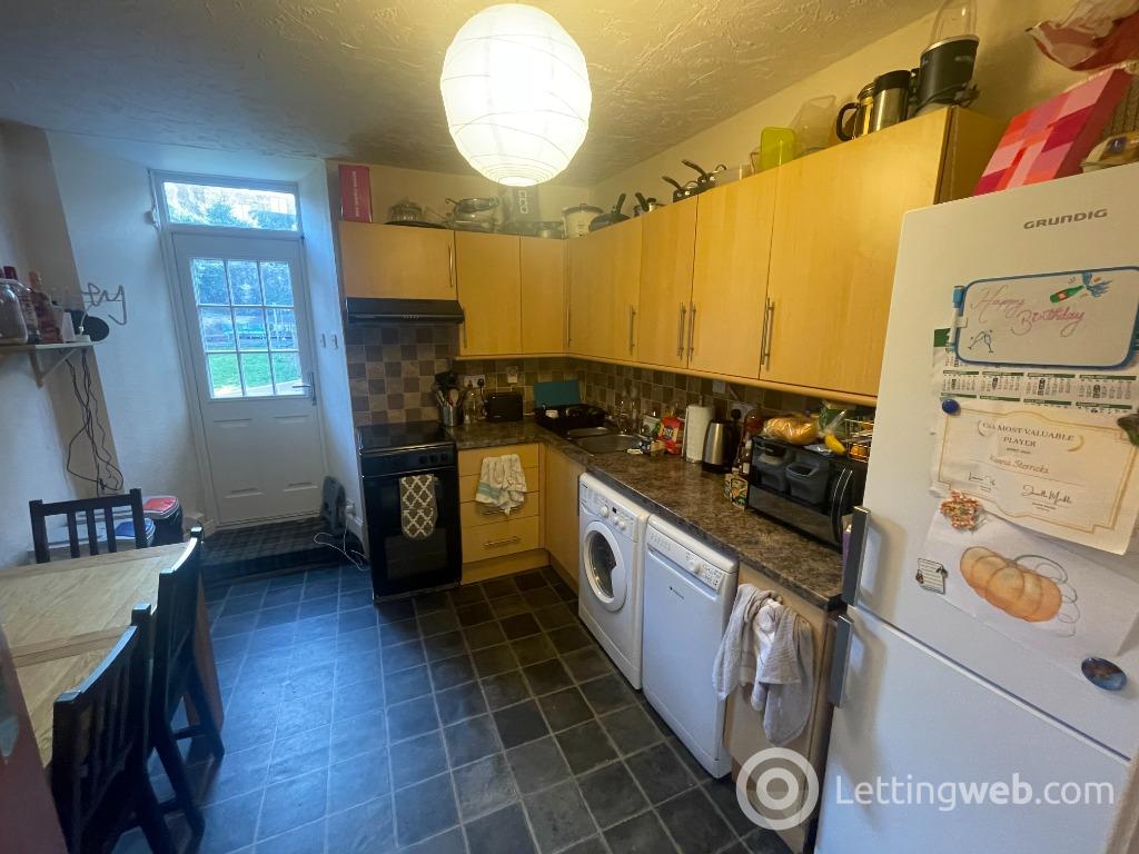 Property to rent in Queen Street, Stirling Town, Stirling, FK8 1HL