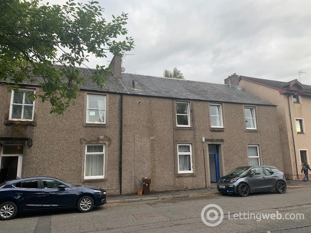 Property to rent in Forth Street, Riverside, Stirling, FK8 1UF
