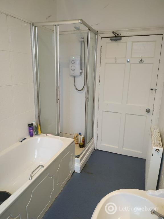 Property to rent in Queen Street, Stirling Town, Stirling, FK8 1HN