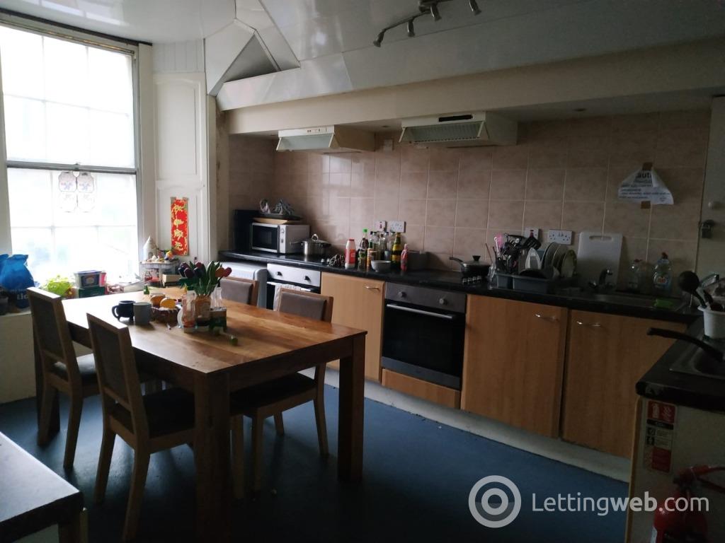 Property to rent in Queen Street, Stirling Town, Stirling, FK8 1HN